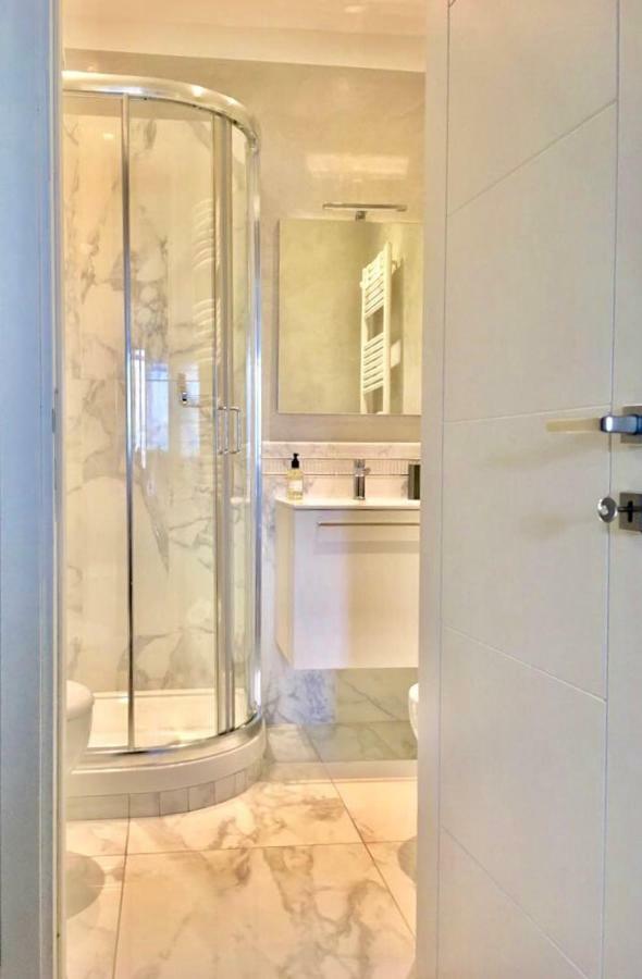 Booking Флоренция Экстерьер фото
